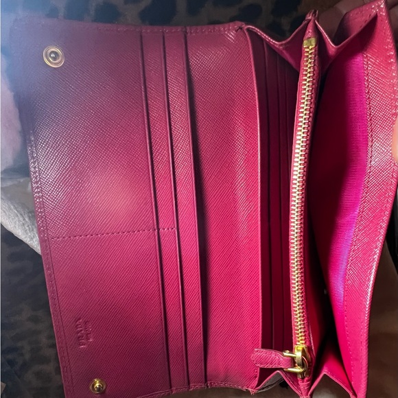 Prada Saffiano Leather Bow Wallet Pink - Picture 12 of 16